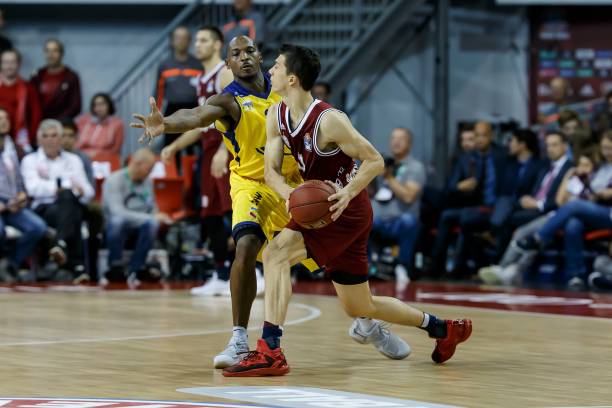 在分析什琴 在分析什琴