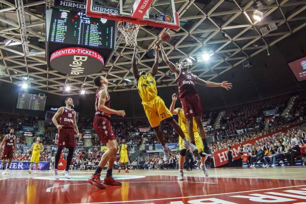 得分约为1 得分约为1