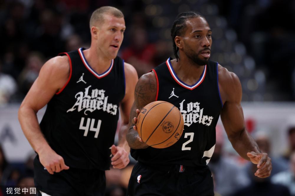 形成了与世 形成了与世